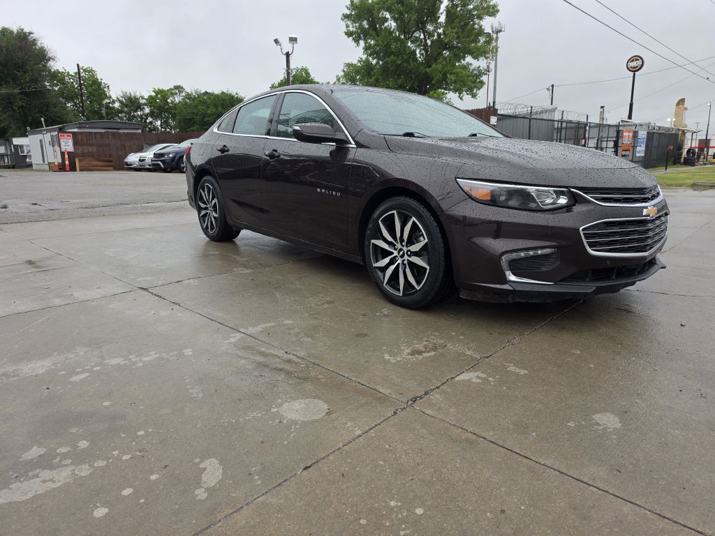 2016 Chevrolet Malibu Image 1