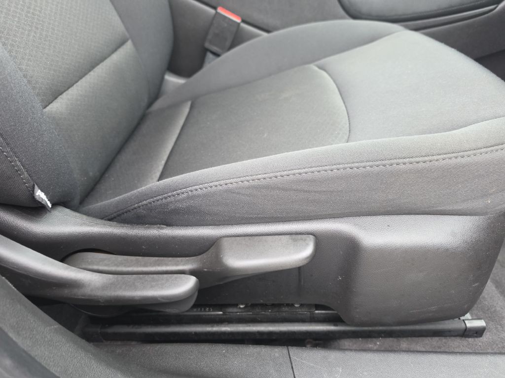 2016 Chevrolet Malibu Image 24