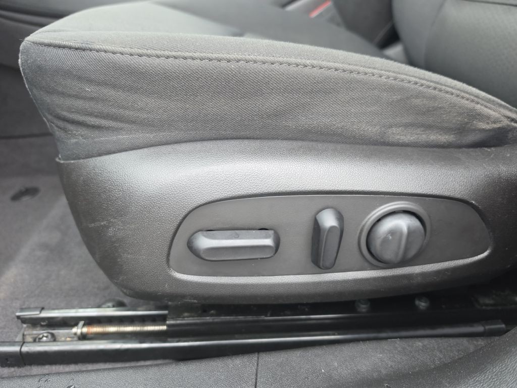 2016 Chevrolet Malibu Image 35