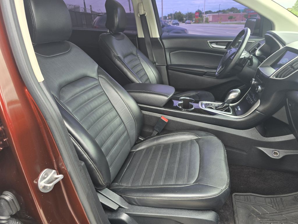 2016 Ford Edge Image 22