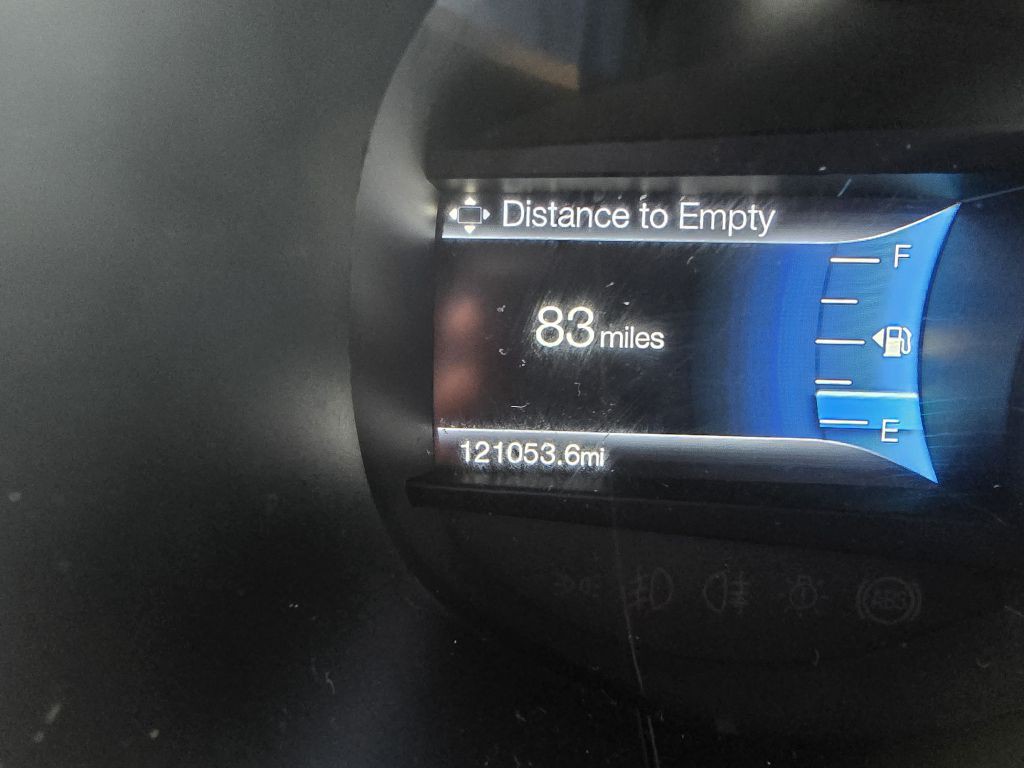 2016 Ford Edge Image 40