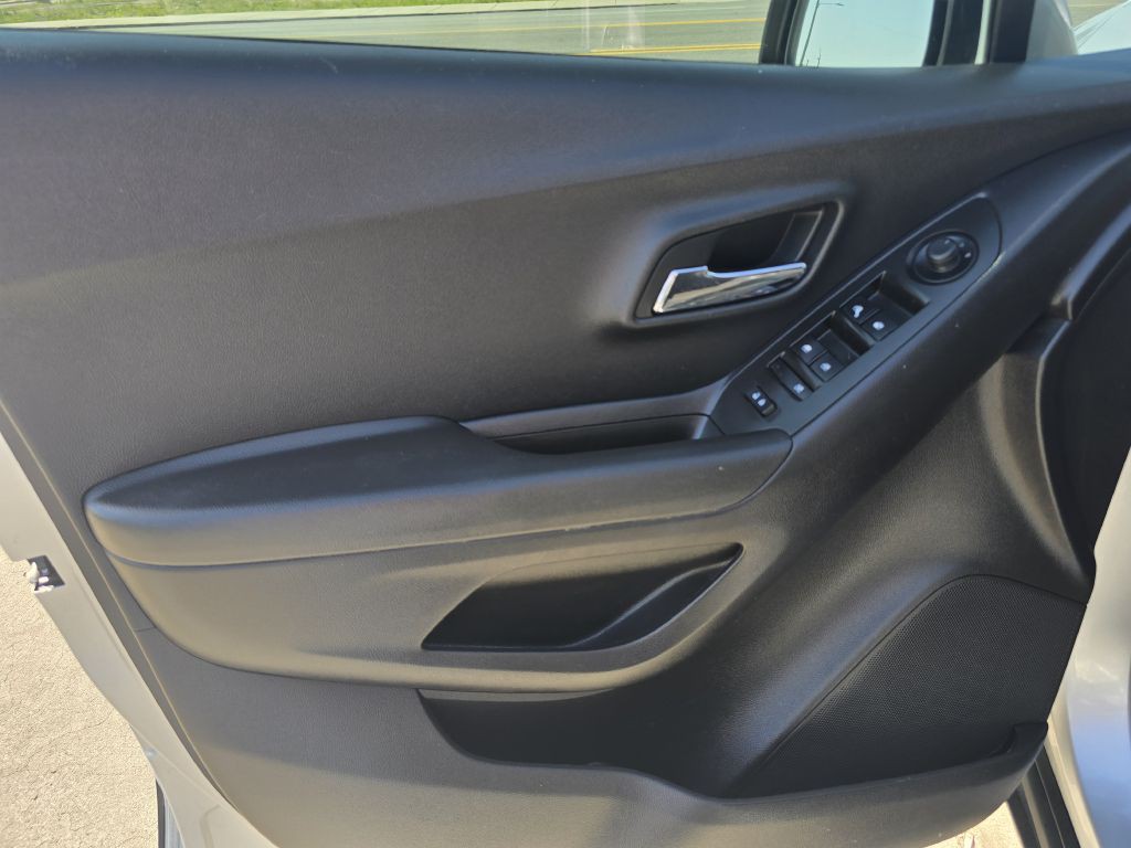 2018 Chevrolet Trax Image 32