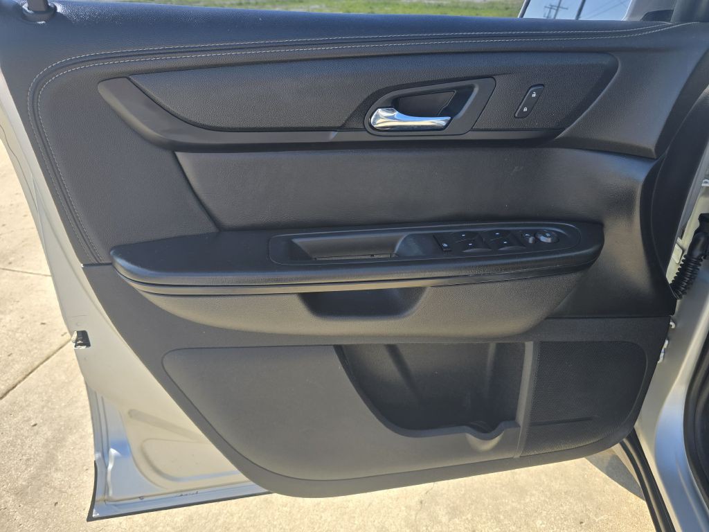 2016 Chevrolet Traverse Image 33