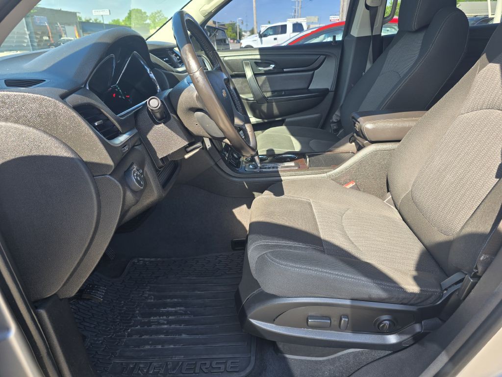 2016 Chevrolet Traverse Image 35