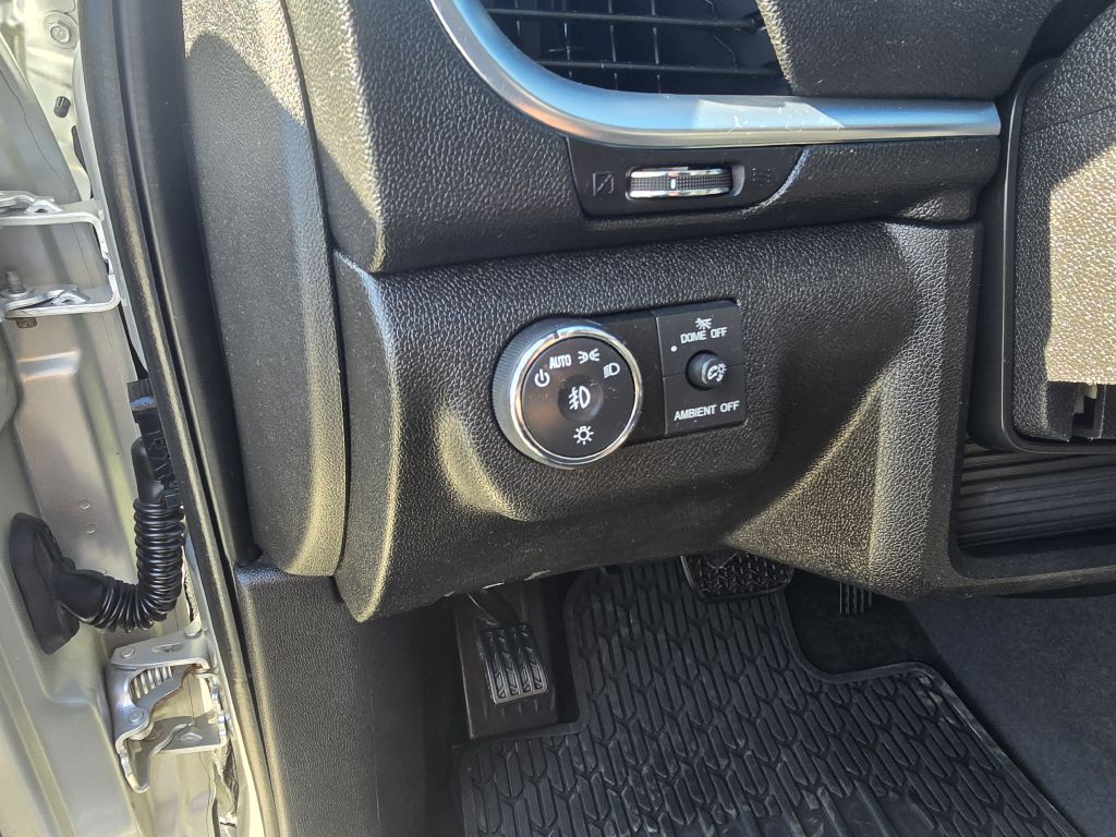 2016 Chevrolet Traverse Image 37