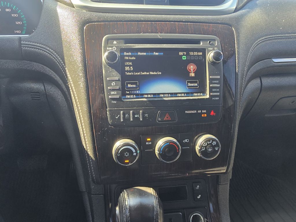 2016 Chevrolet Traverse Image 39