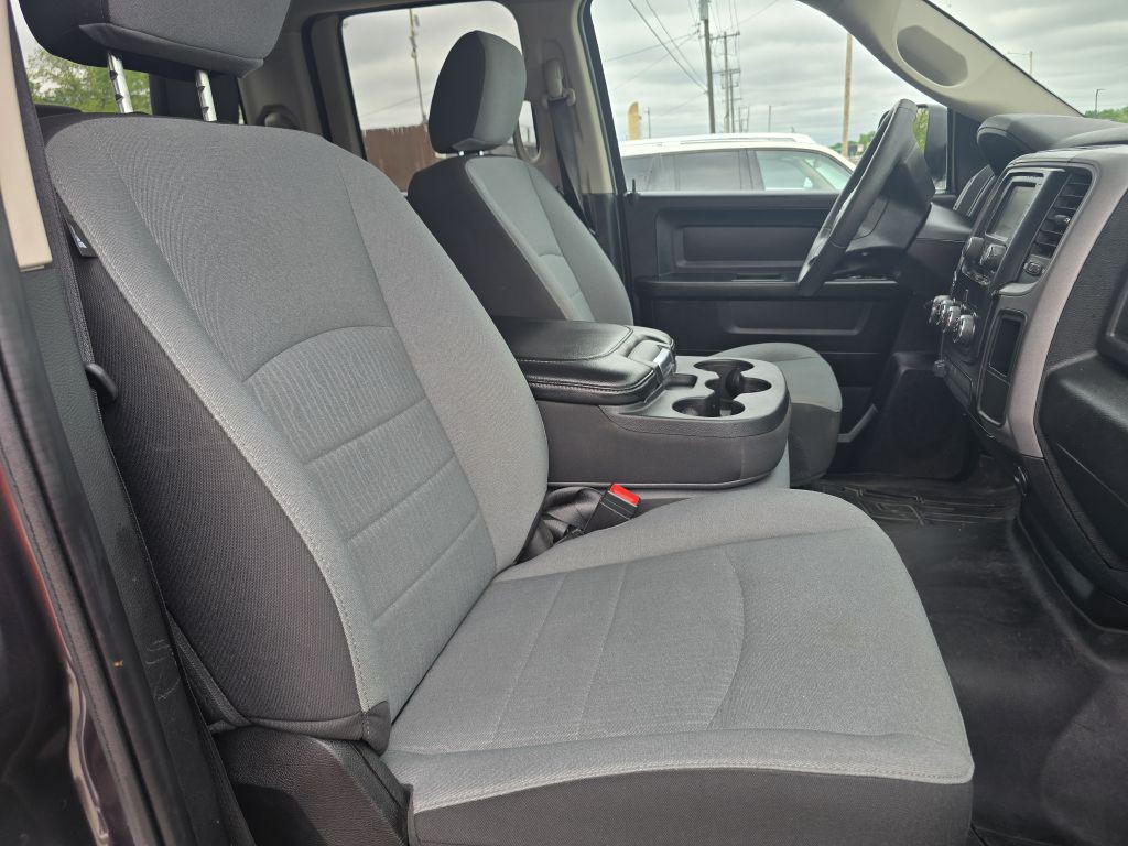 2021 RAM 1500 Image 25
