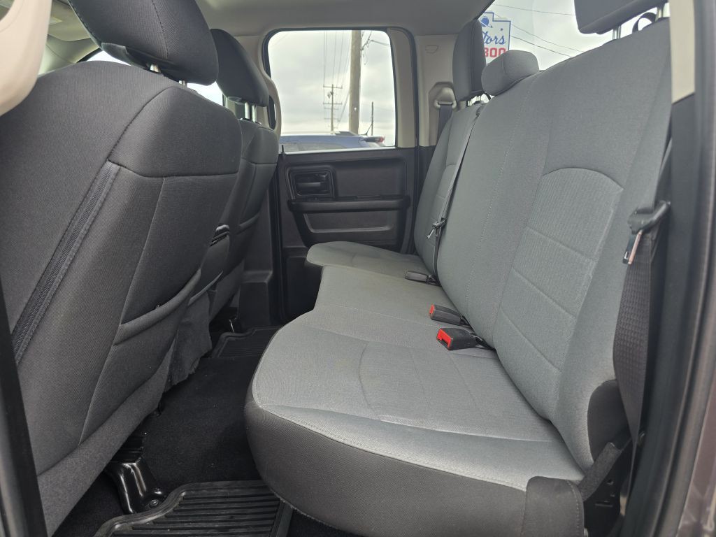 2021 RAM 1500 Image 32