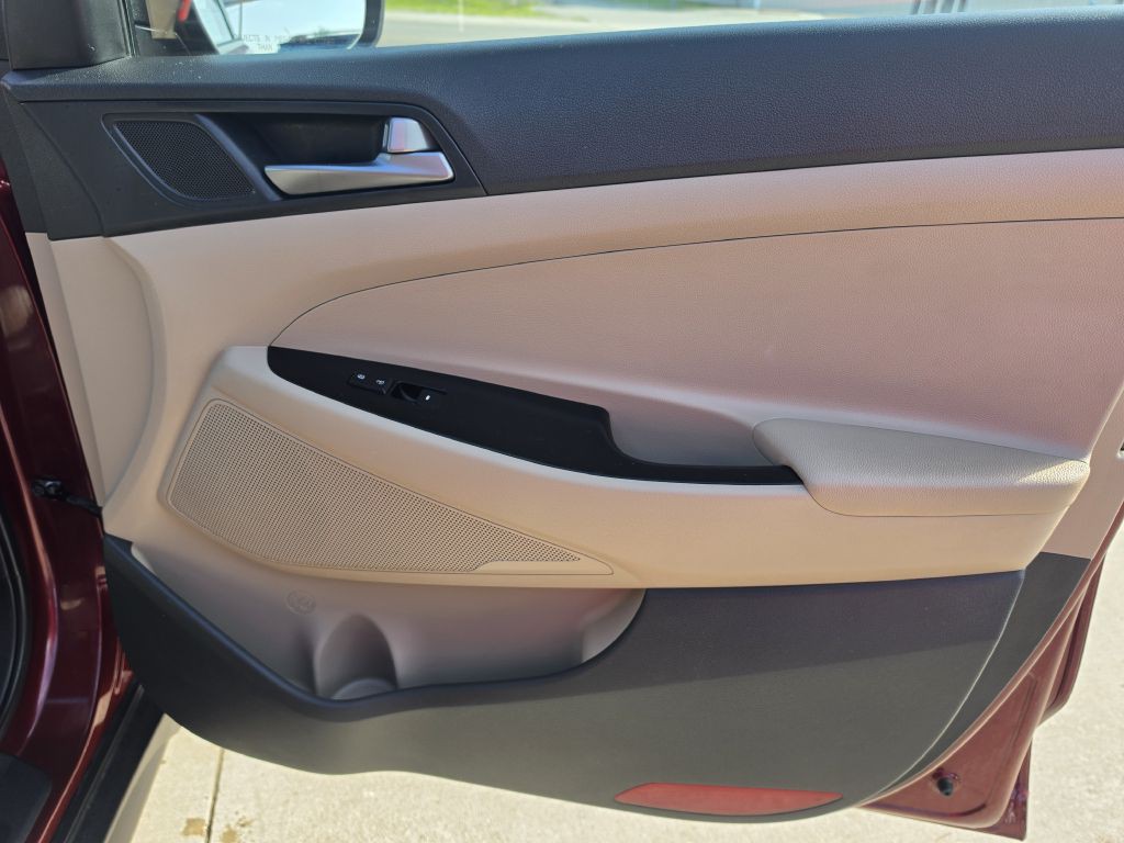 2017 Hyundai Tucson Image 15