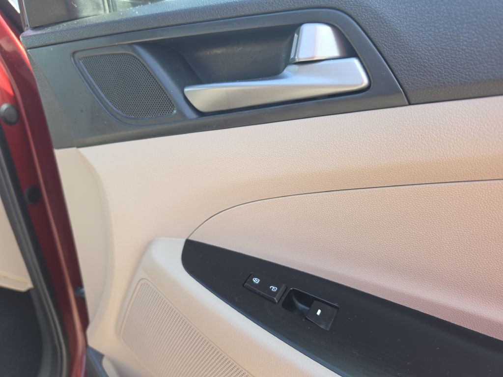 2017 Hyundai Tucson Image 16