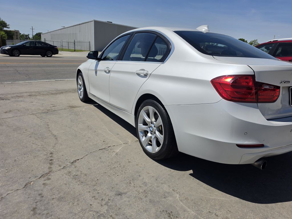 2015 BMW 3 Series Image 7
