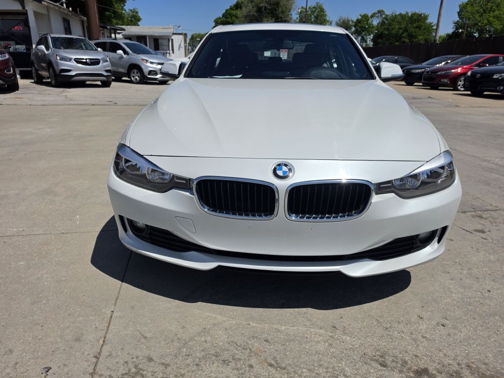 2015 BMW 3 Series Image 10