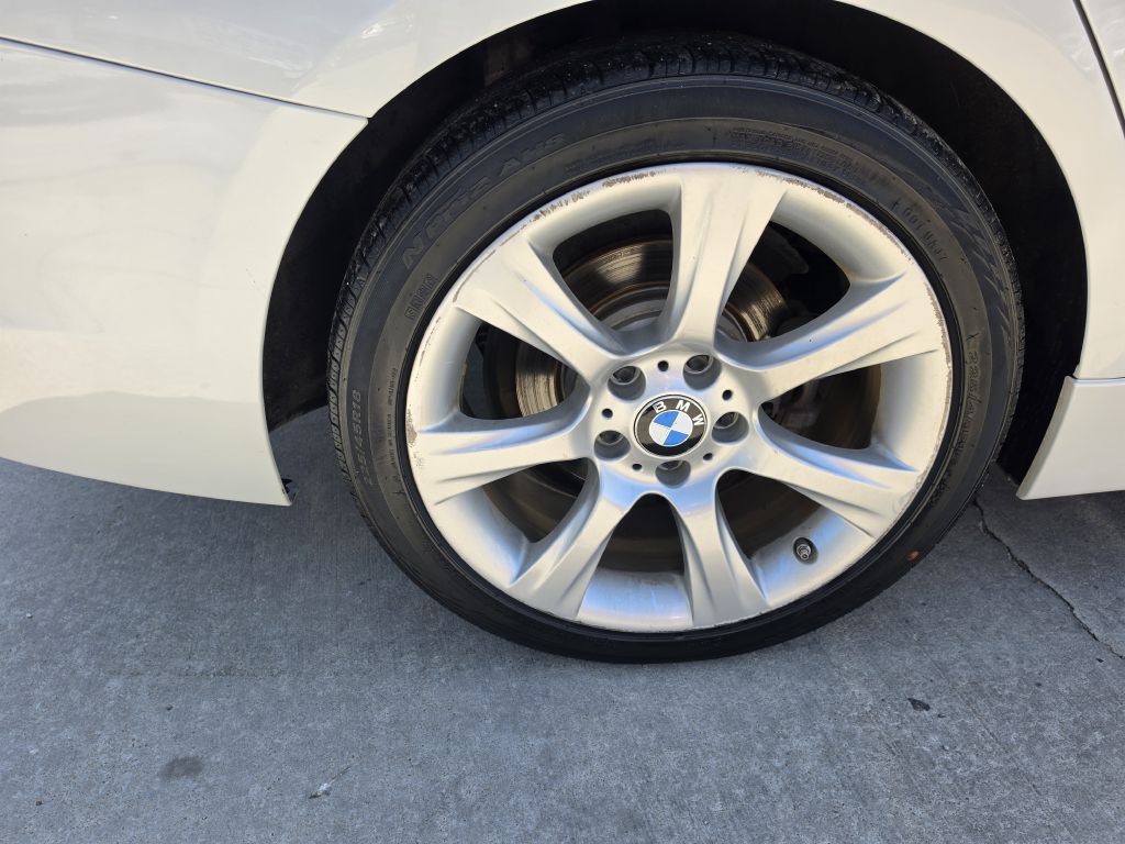 2015 BMW 3 Series Image 15