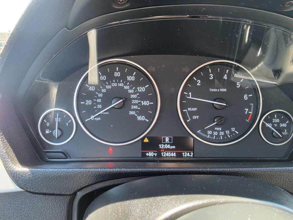 2015 BMW 3 Series Image 43