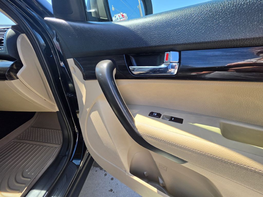 2011 Kia Sorento Image 17