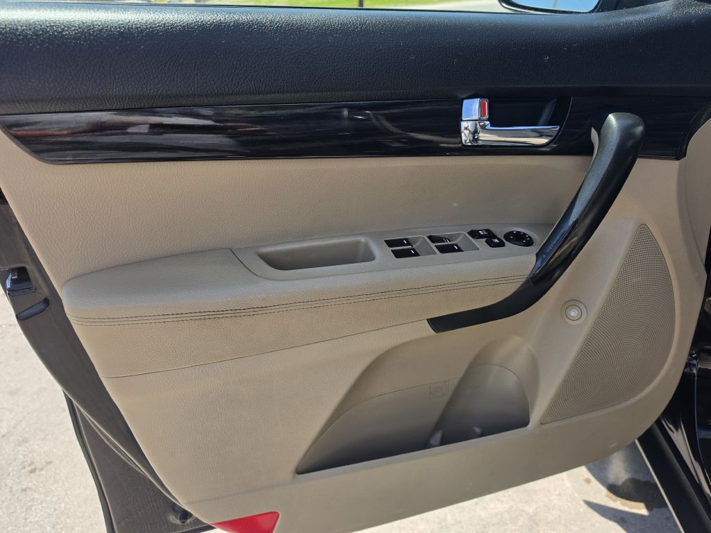 2011 Kia Sorento Image 30