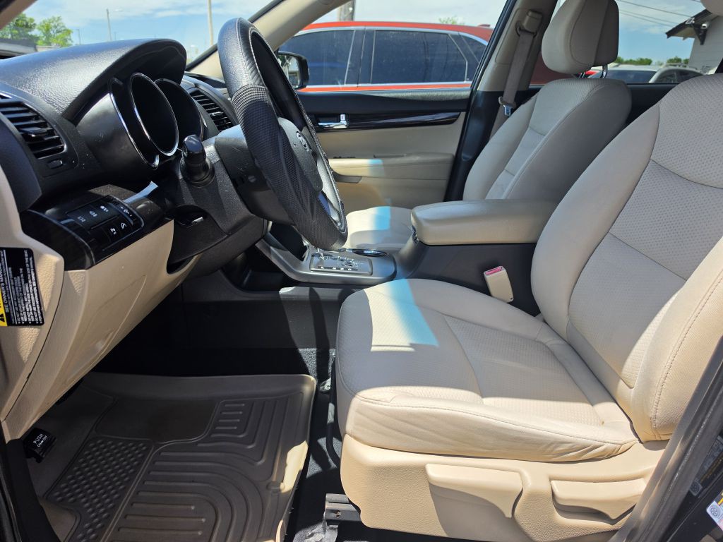 2011 Kia Sorento Image 32