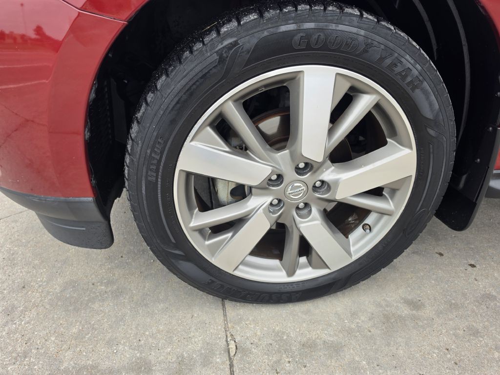 2015 Nissan Pathfinder Image 13