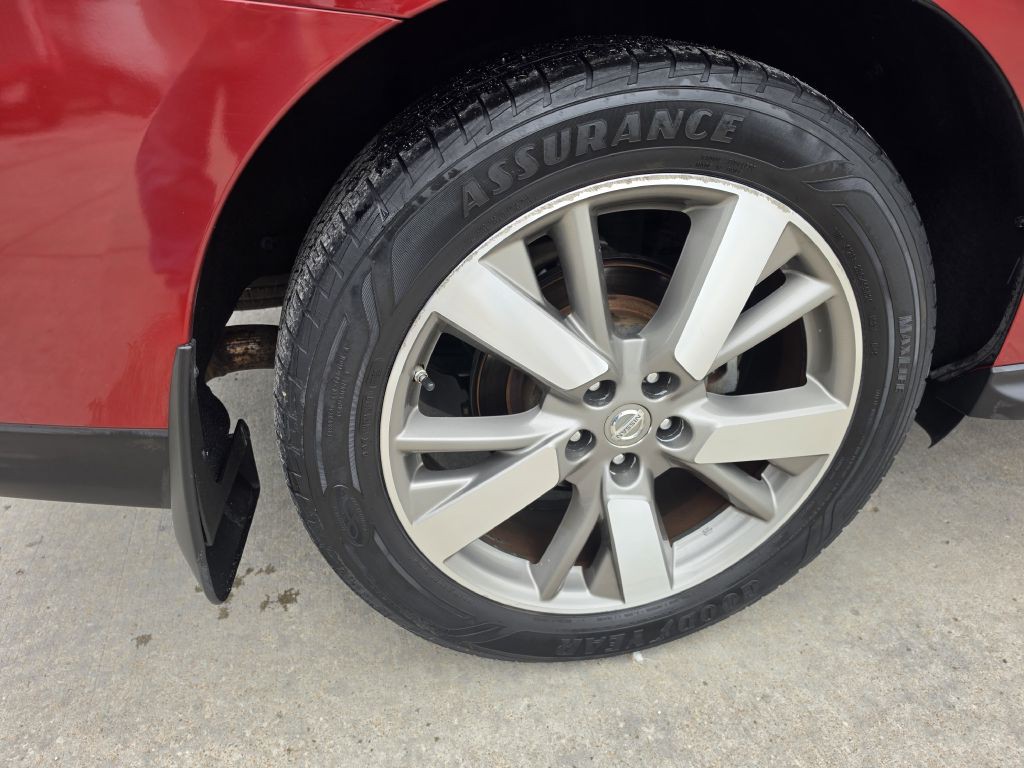 2015 Nissan Pathfinder Image 15