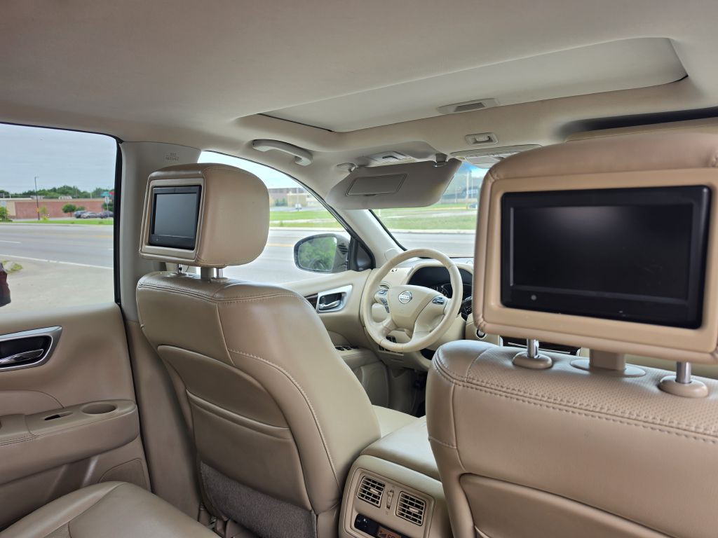 2015 Nissan Pathfinder Image 26