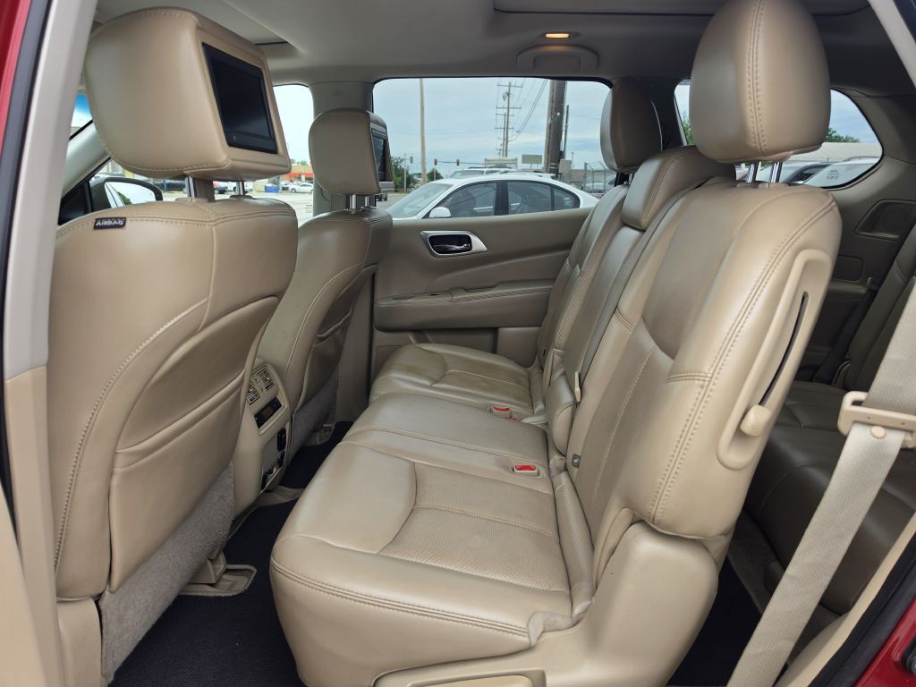 2015 Nissan Pathfinder Image 34