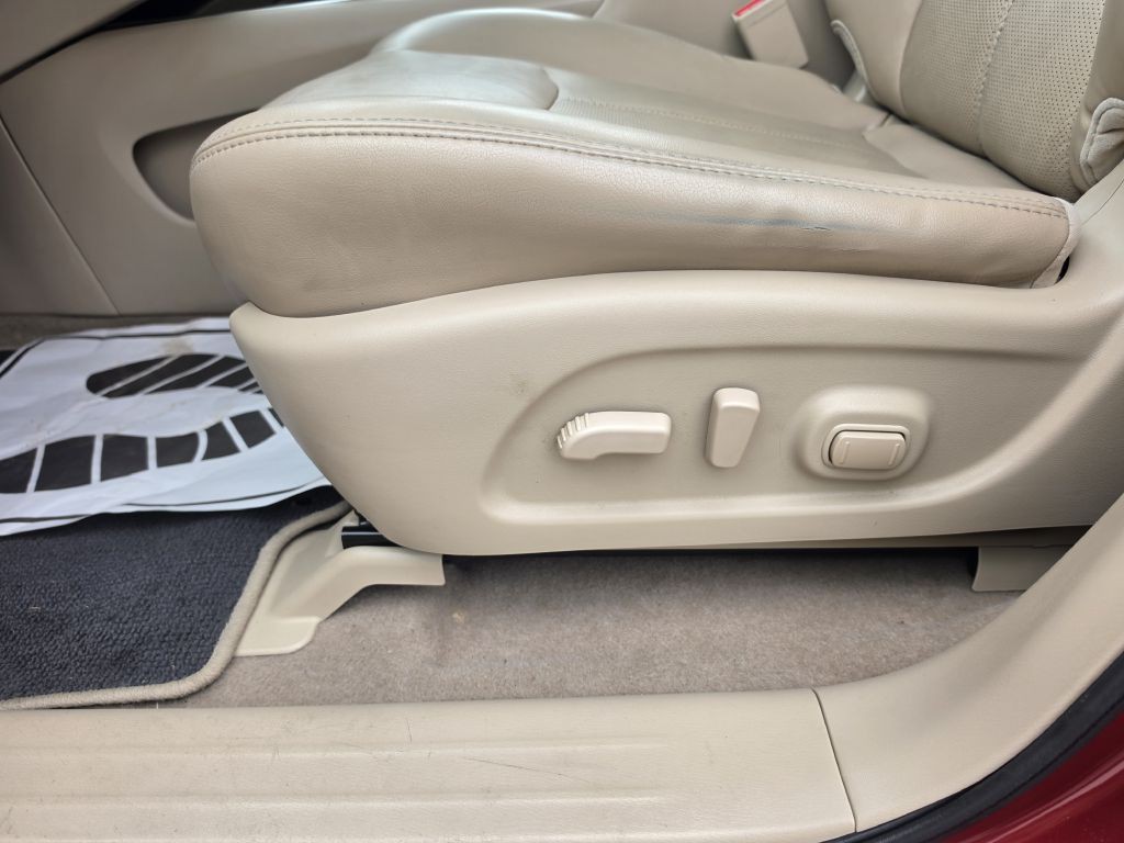 2015 Nissan Pathfinder Image 39