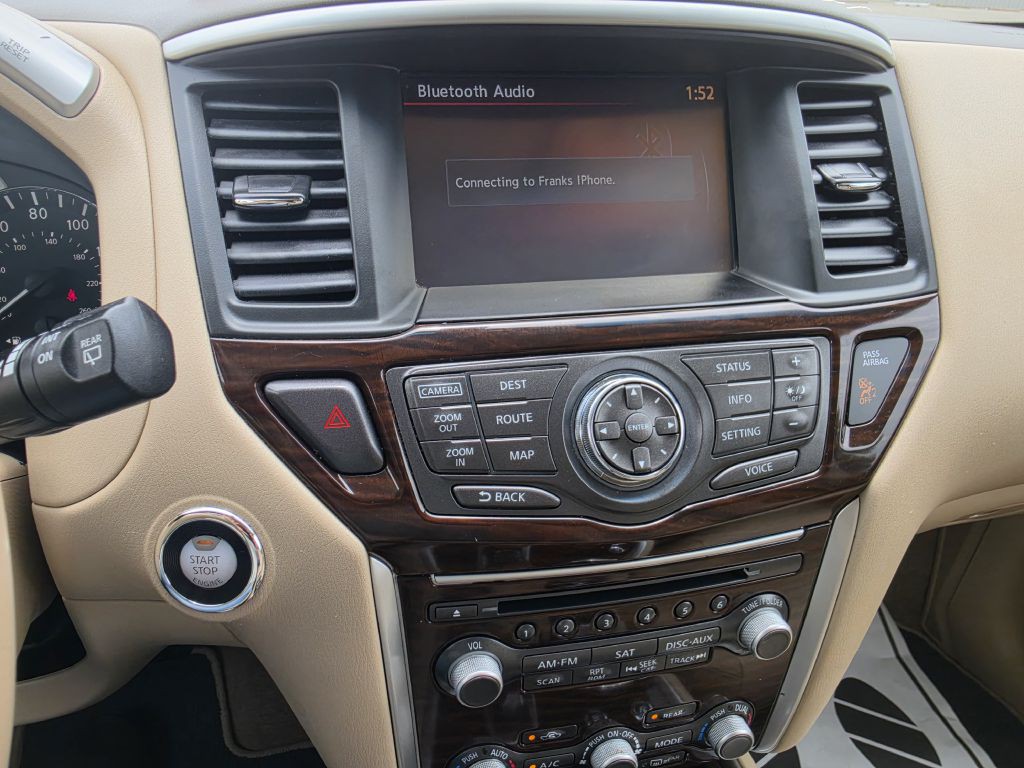 2015 Nissan Pathfinder Image 43