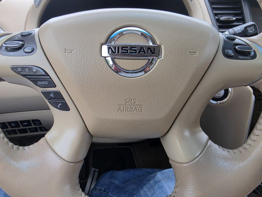 2015 Nissan Pathfinder Image 46