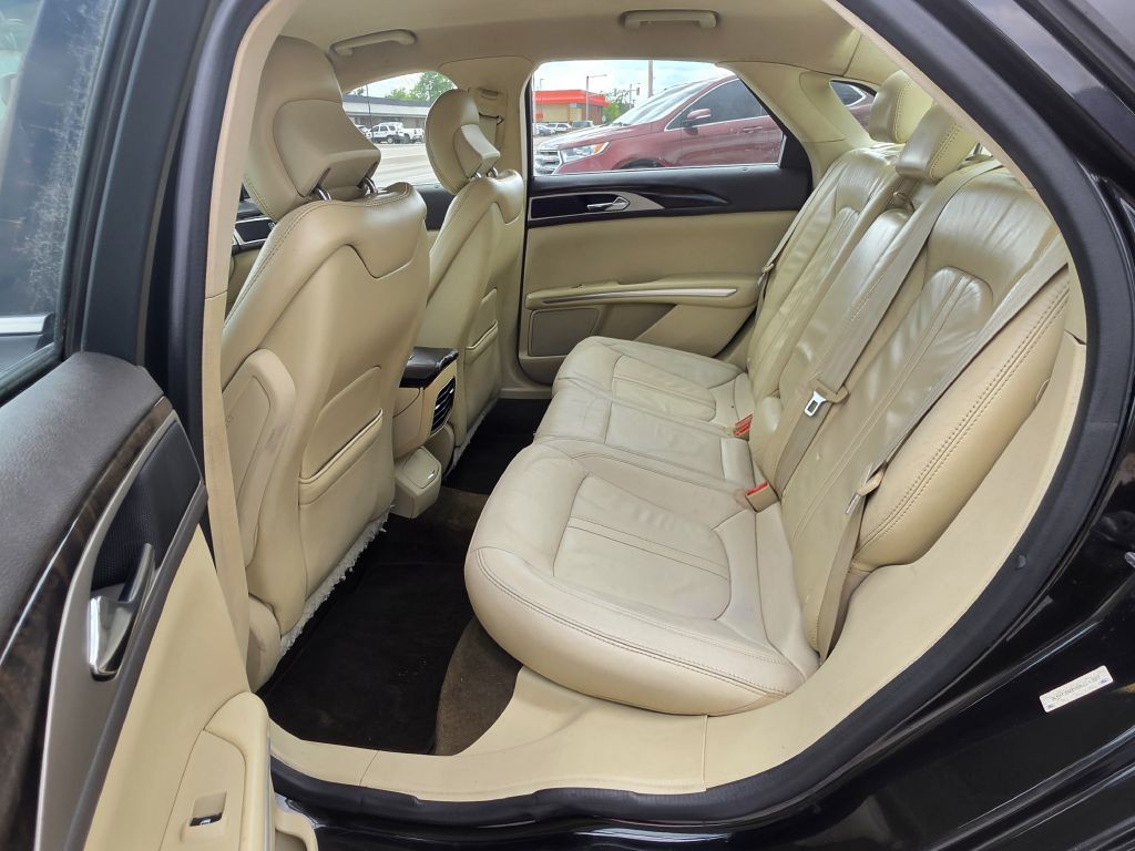 2013 Lincoln MKZ Image 25