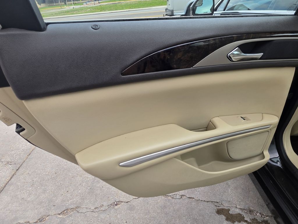 2013 Lincoln MKZ Image 26