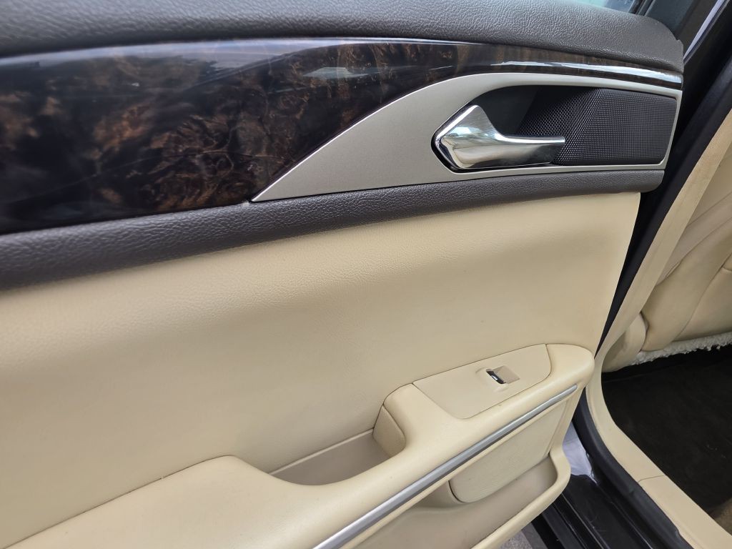 2013 Lincoln MKZ Image 27