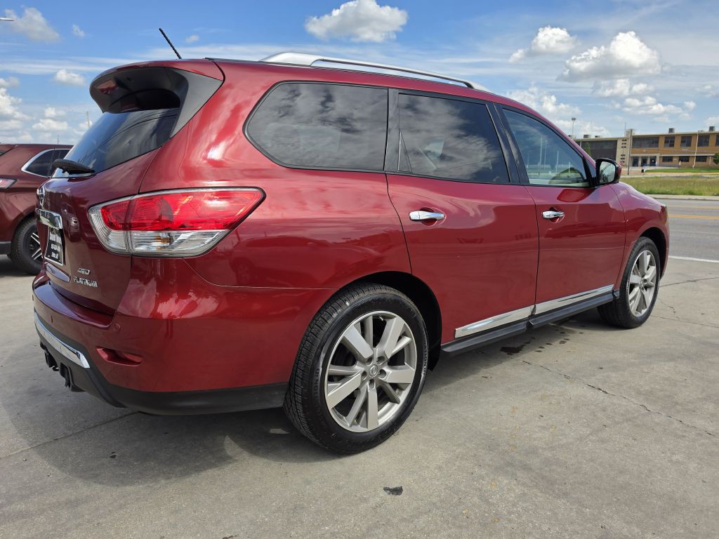2016 Nissan Pathfinder Image 3
