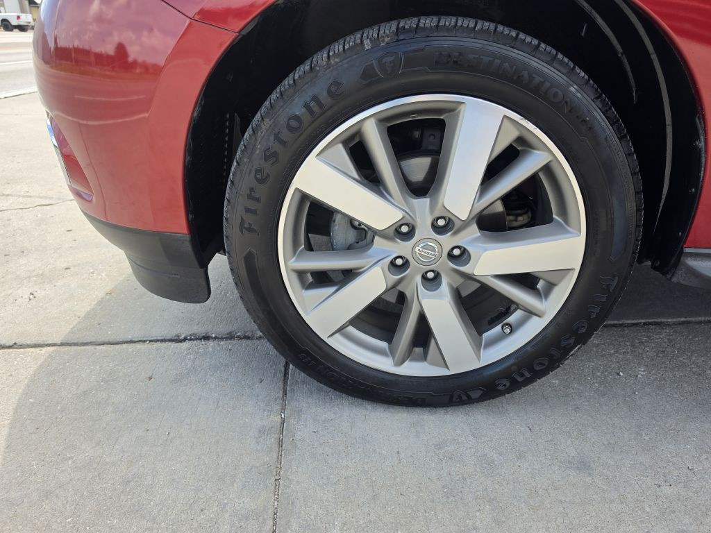 2016 Nissan Pathfinder Image 14