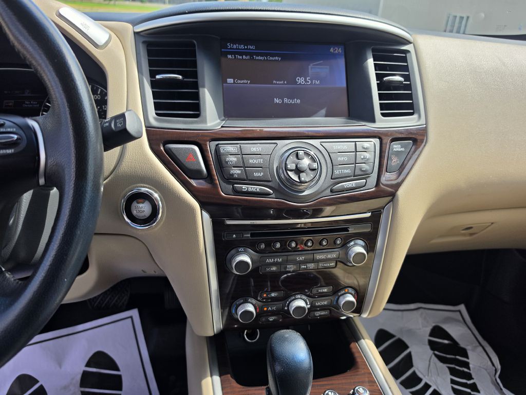 2016 Nissan Pathfinder Image 39