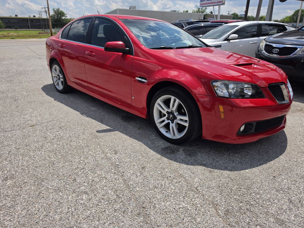 2009 Pontiac G8 Image 1