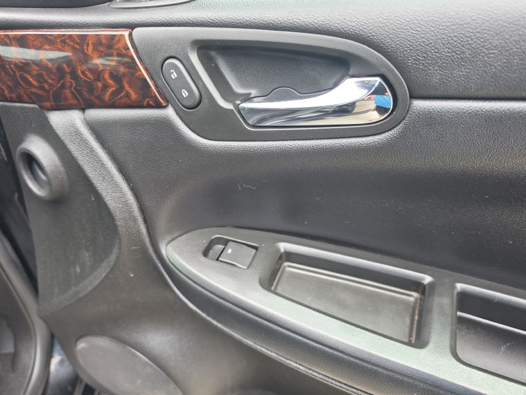 2012 Chevrolet Impala Image 17