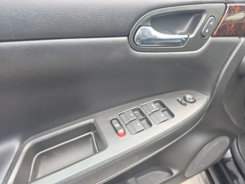 2012 Chevrolet Impala Image 25