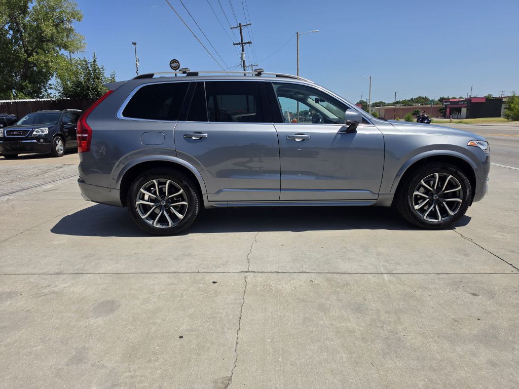 2017 Volvo XC90 Image 2