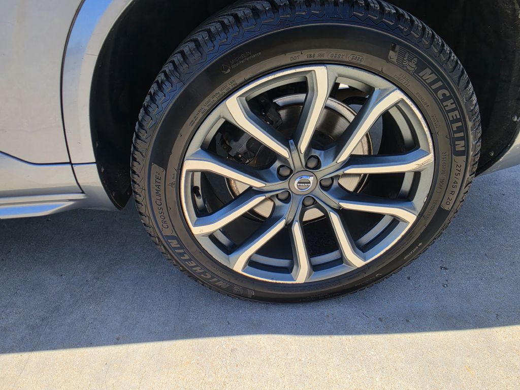 2017 Volvo XC90 Image 16
