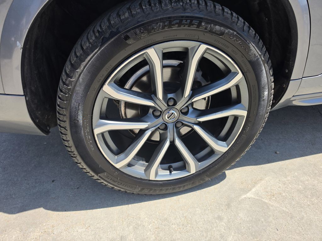 2017 Volvo XC90 Image 17