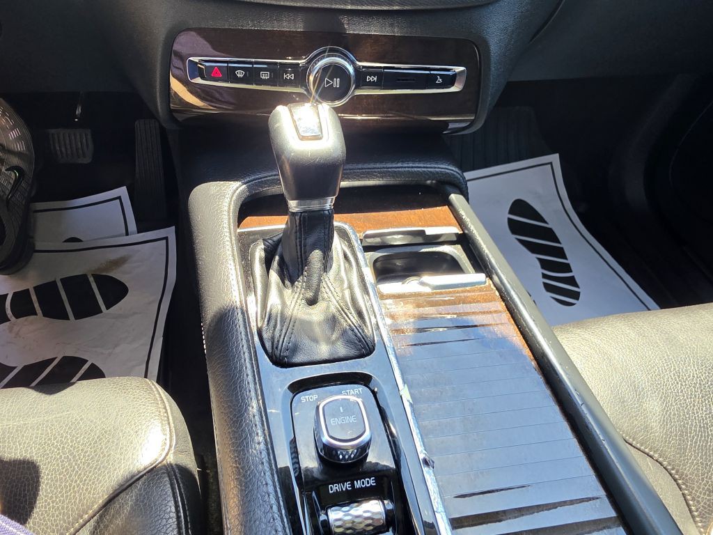 2017 Volvo XC90 Image 49