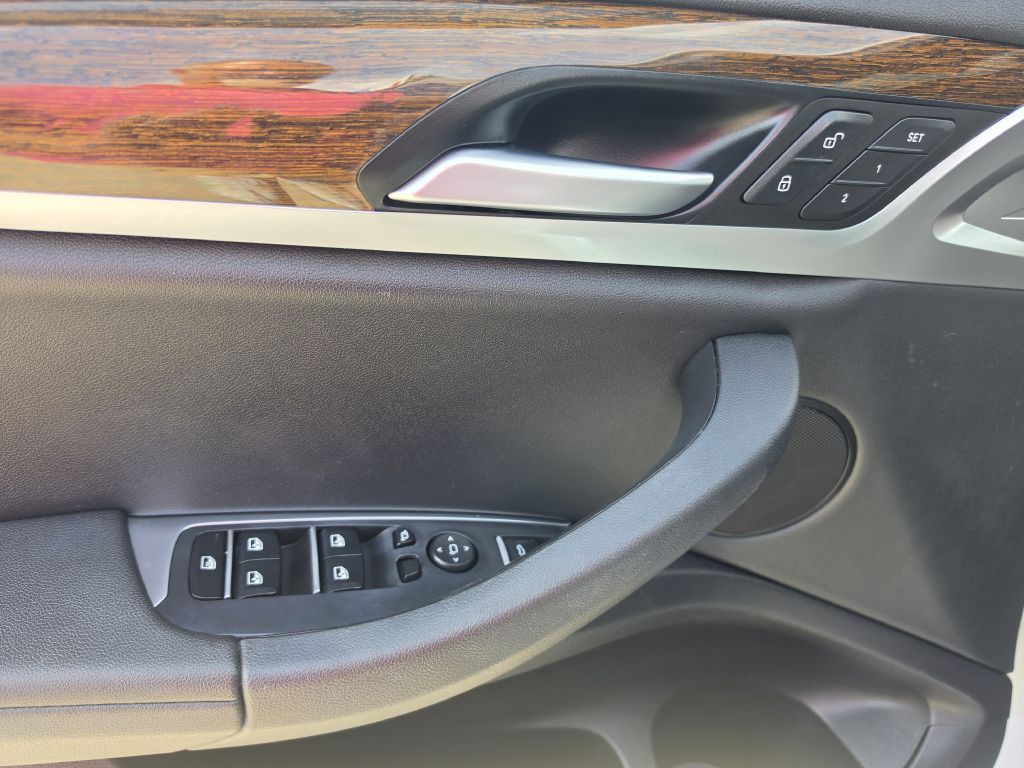 2019 BMW X3 Image 32