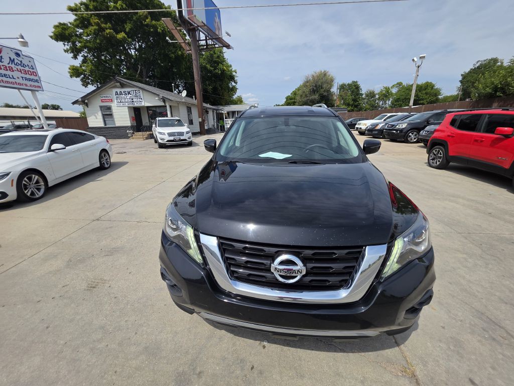 2017 Nissan Pathfinder Image 10