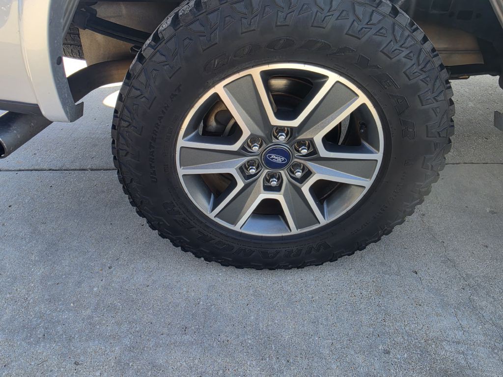 2016 Ford F-150 Image 25