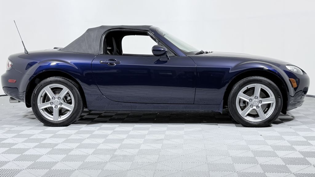 2007 Mazda MX-5 Miata Image 3