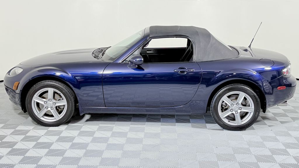 2007 Mazda MX-5 Miata Image 7