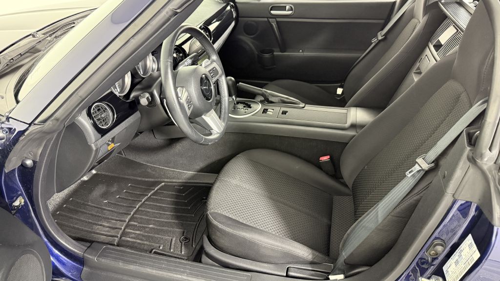 2007 Mazda MX-5 Miata Image 10