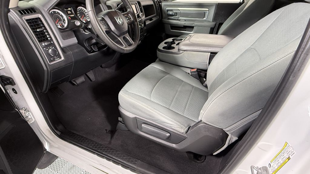 2016 RAM 1500 Image 11