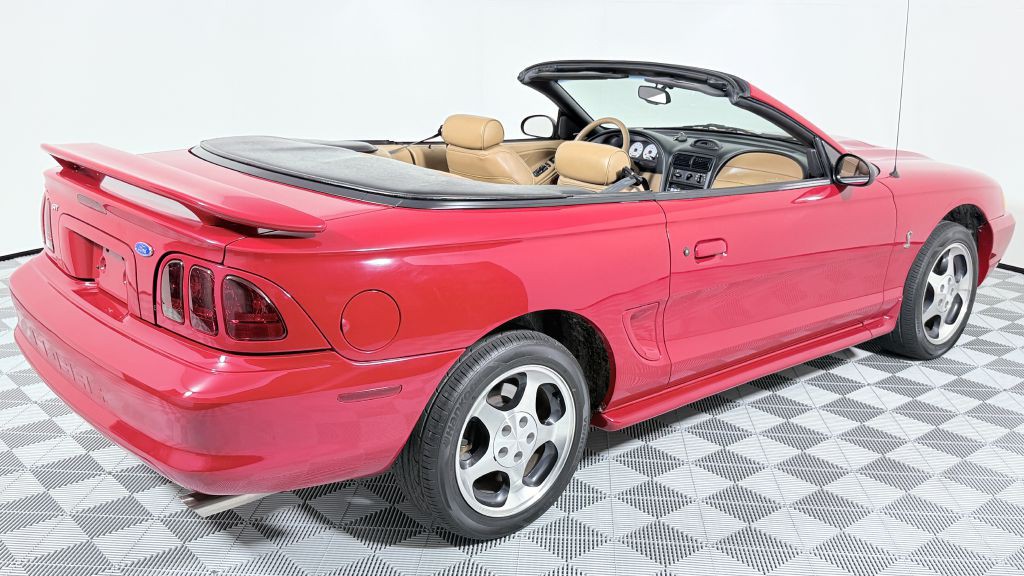1997 Ford Mustang Image 4