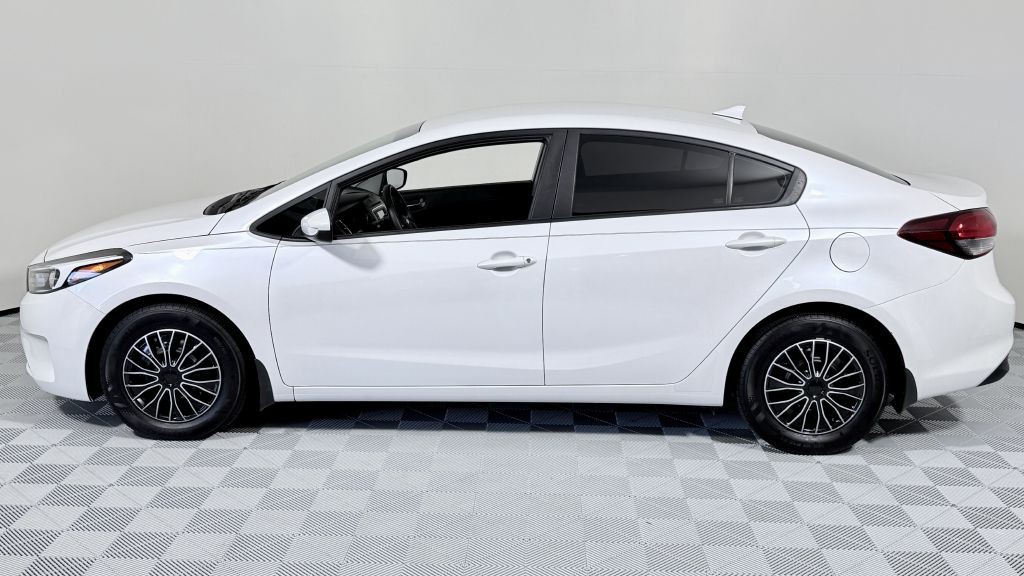 2017 Kia Forte Image 7
